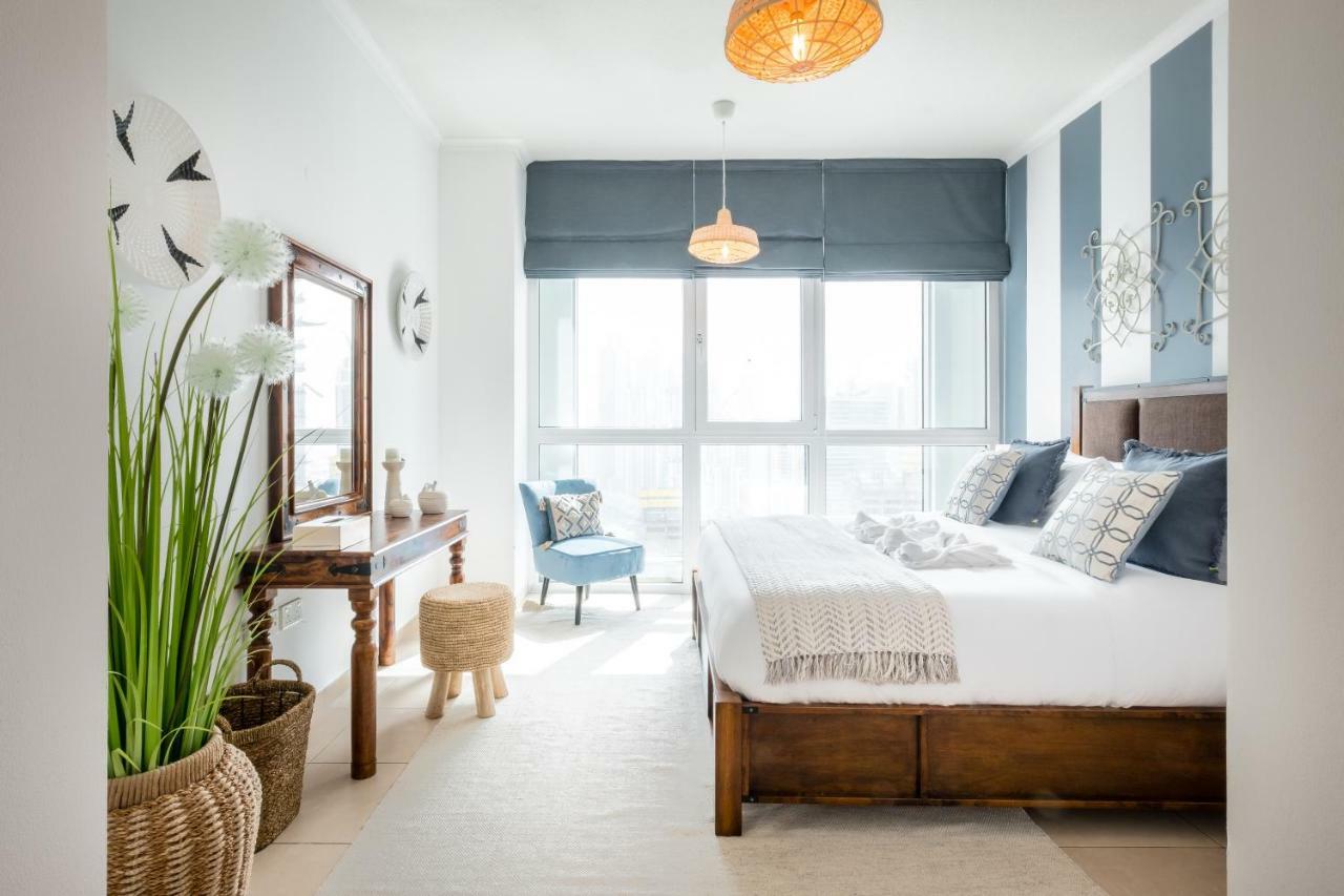 Maison Privee - Exclusive Apt With Burj Khalifa Next Door ドバイ エクステリア 写真